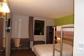 Hotel Ekho Grenoble Nord Egreve 2*